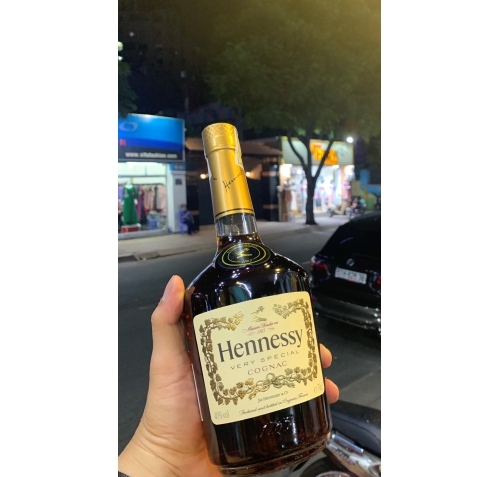 HENNESSY VERY SPECIAL COGNAC